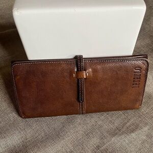 2/$30 Leteulo Wallet Brown Wallet/Organizer